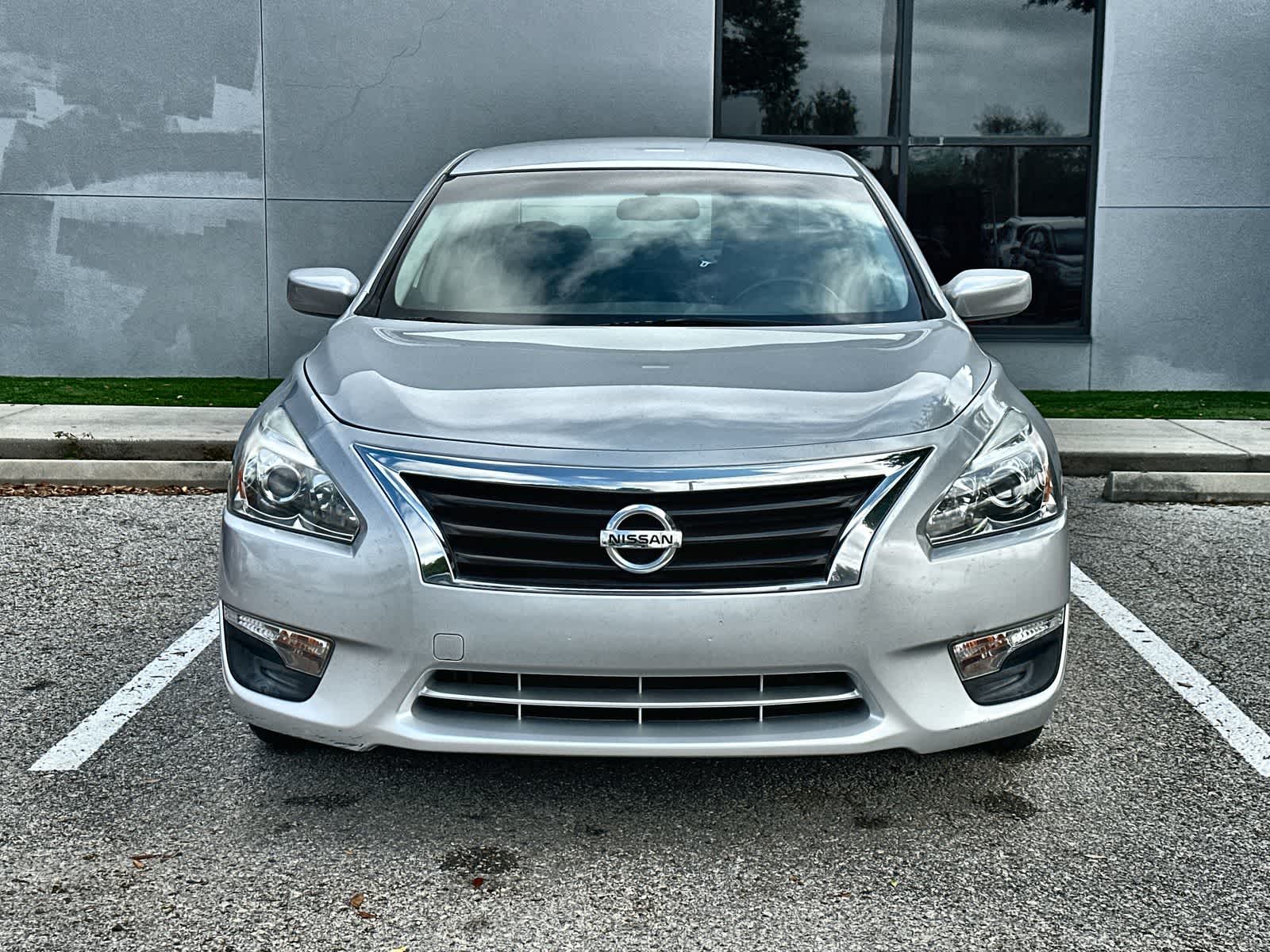 Thumbnail: 2013 Nissan Altima - 12