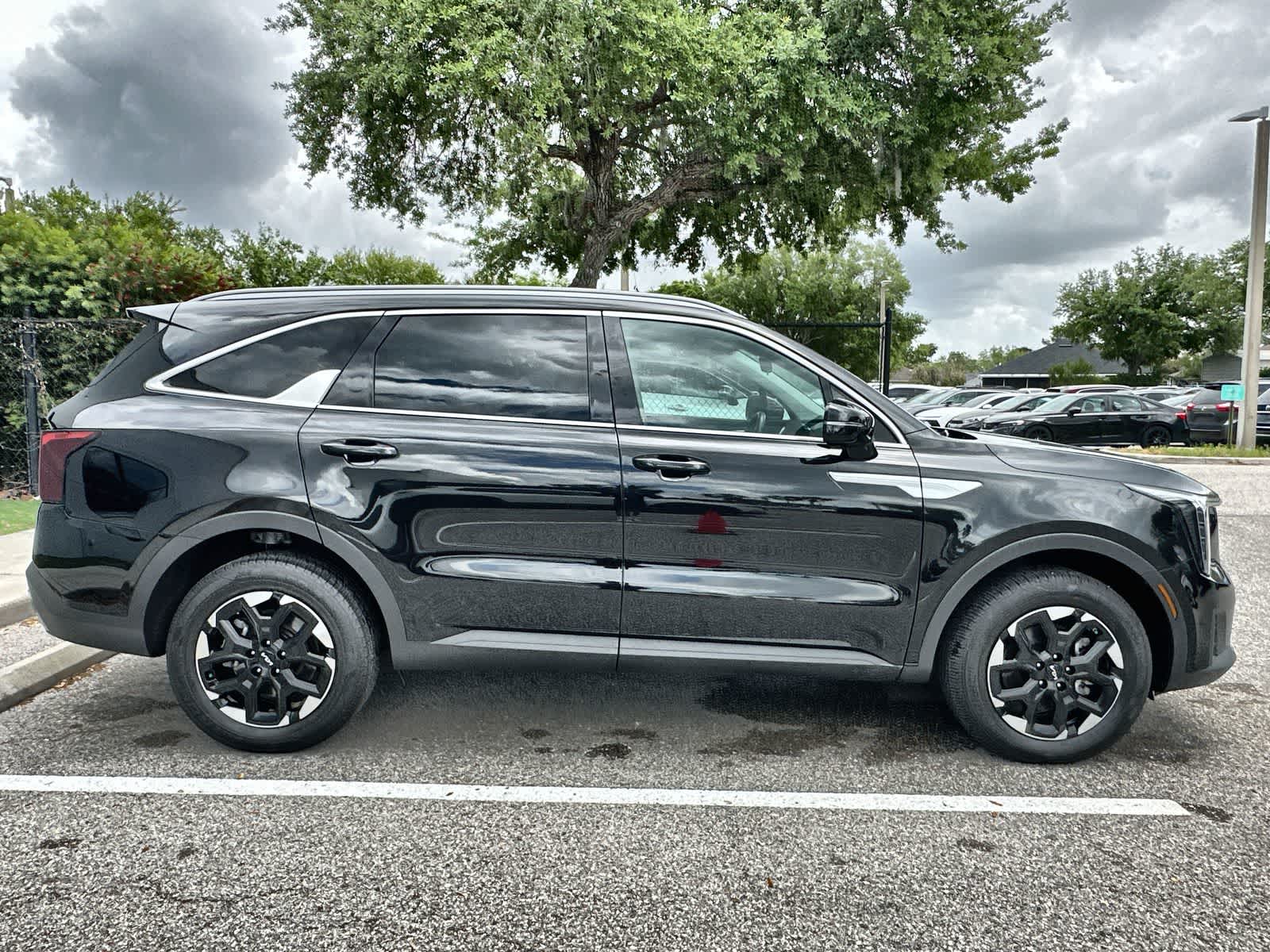 Thumbnail: 2024 Kia Sorento - 10