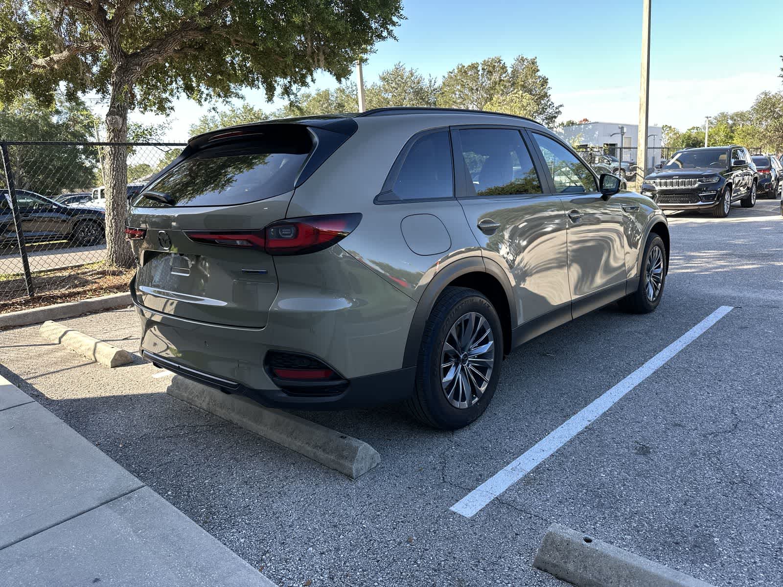 Thumbnail: 2026 Mazda CX-70 - 8