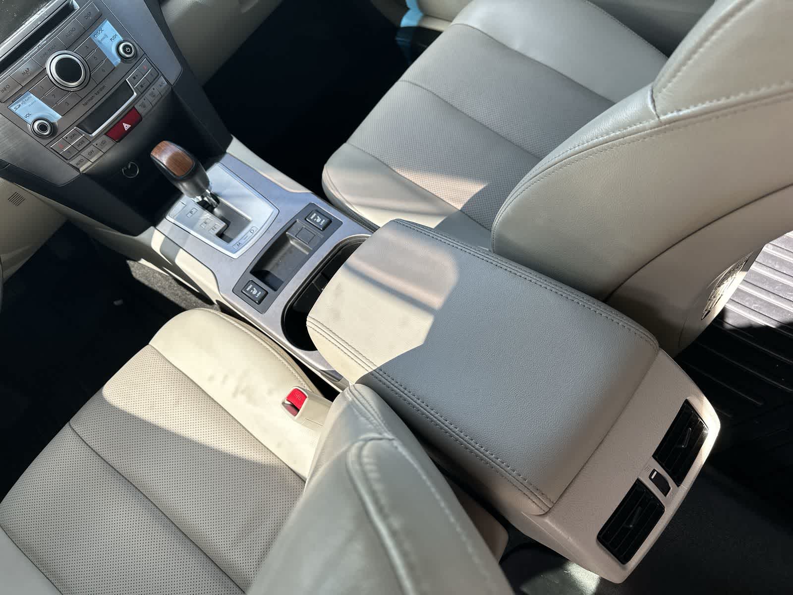 Thumbnail: 2014 Subaru Outback - 16