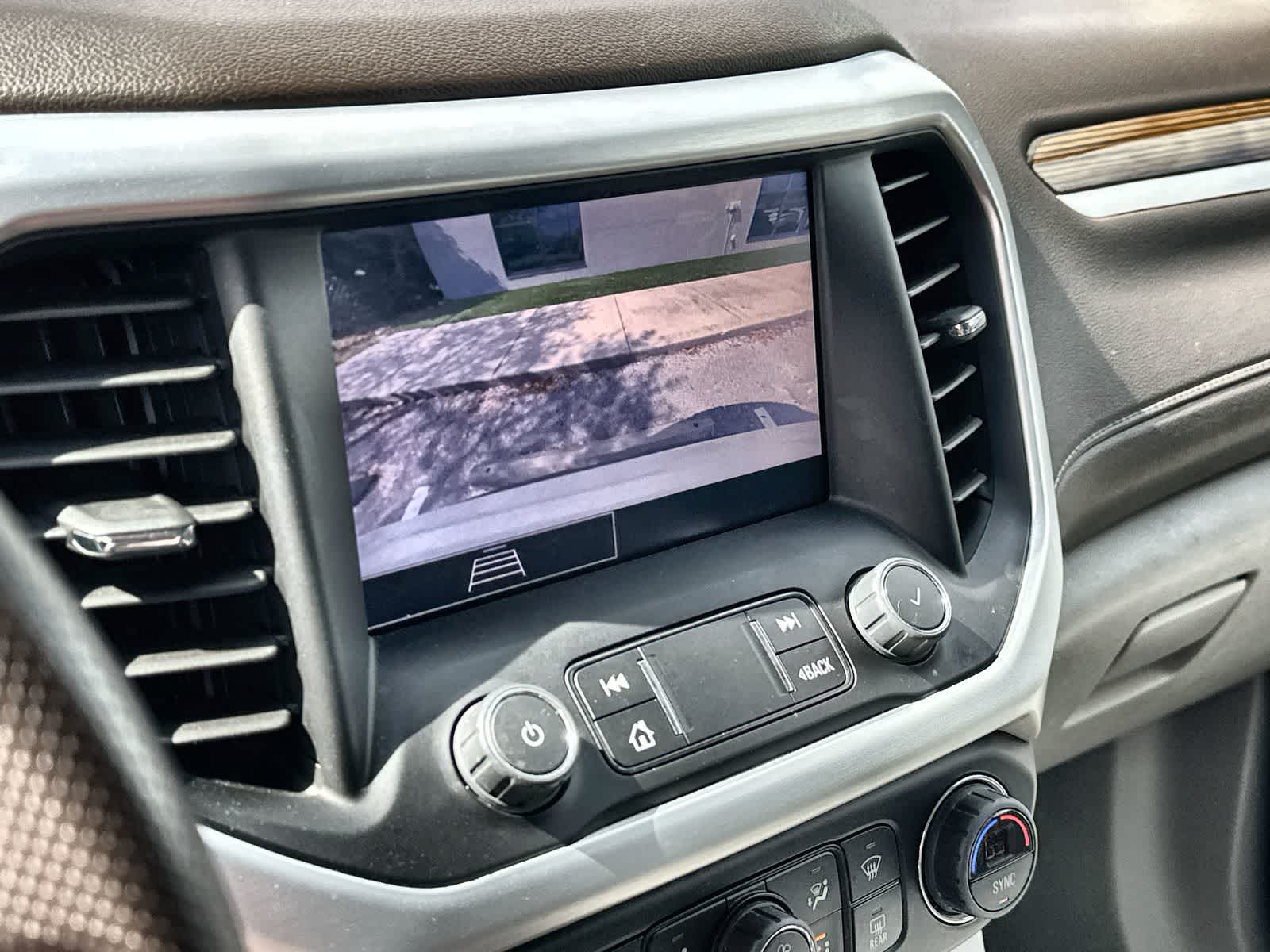 Thumbnail: 2023 GMC Acadia - 27