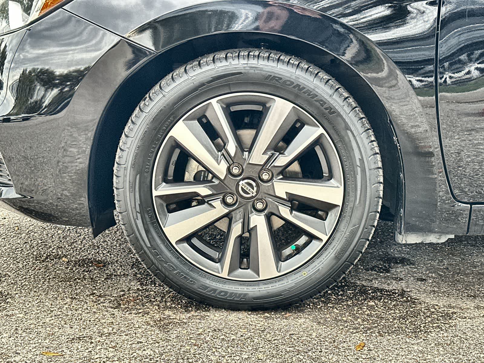 Thumbnail: 2021 Nissan Versa - 14