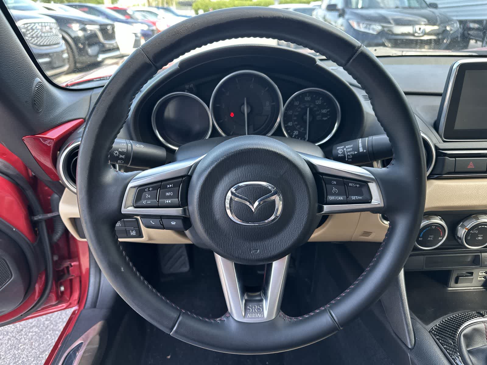 Thumbnail: 2017 Mazda MX-5 Miata - 15