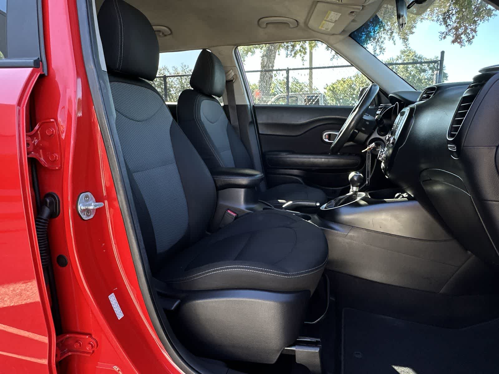 Thumbnail: 2019 Kia Soul - 14