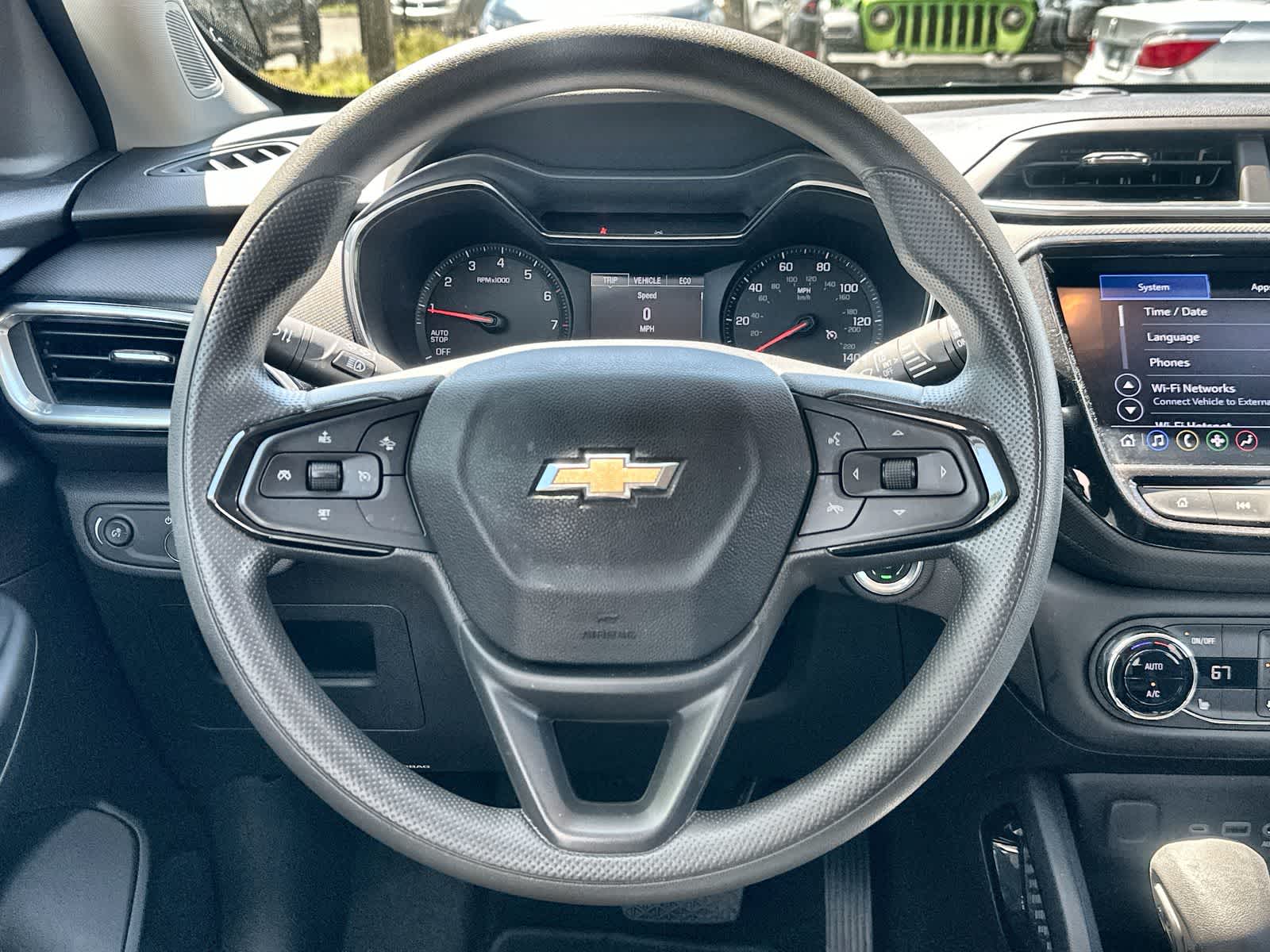 Thumbnail: 2023 Chevrolet TrailBlazer - 21