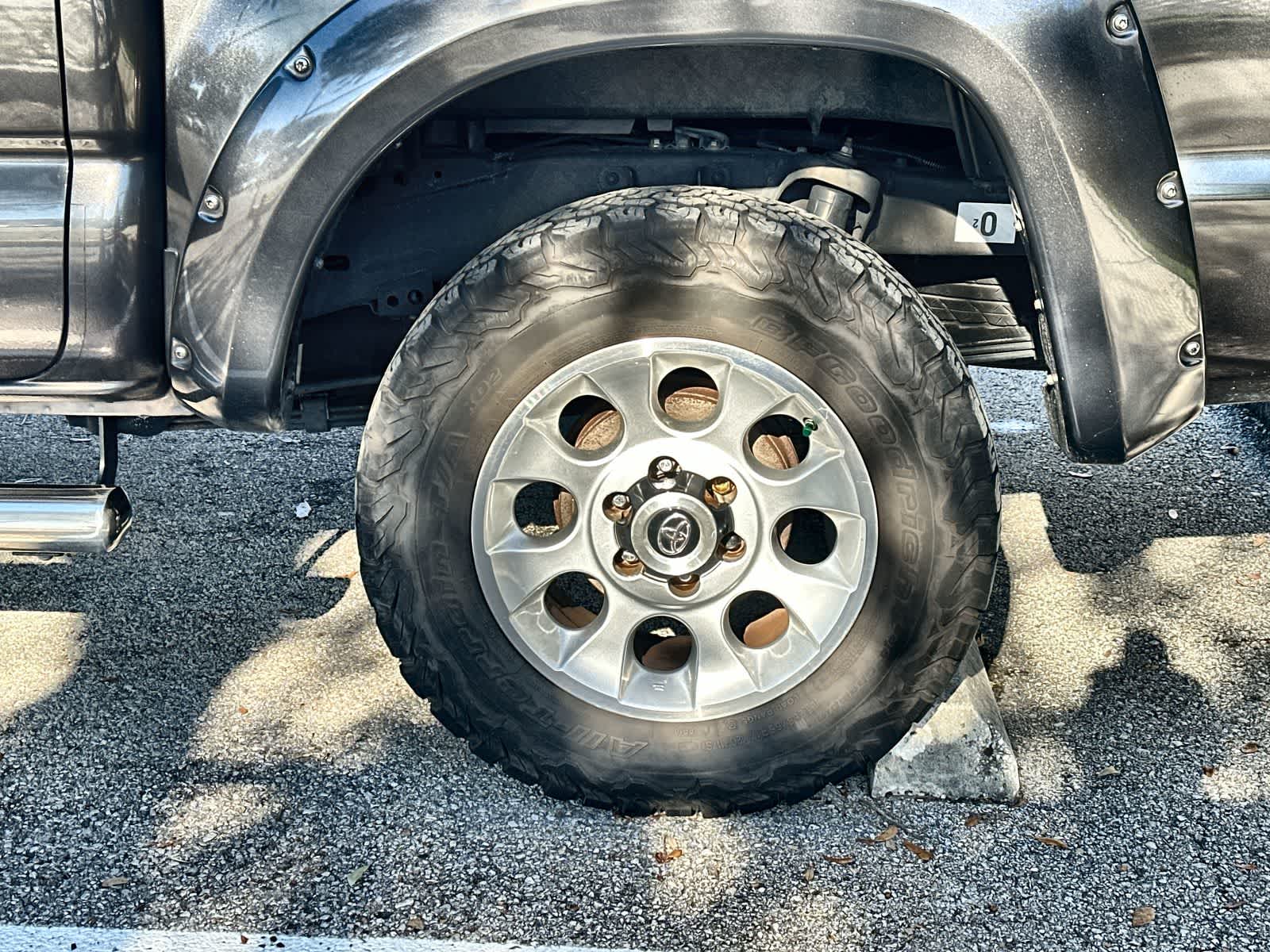 Thumbnail: 2015 Toyota Tacoma - 9