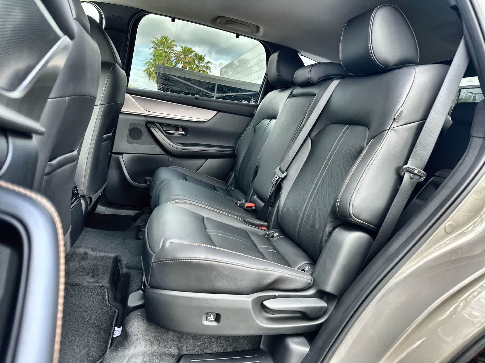 Thumbnail: 2026 Mazda CX-90 - 4