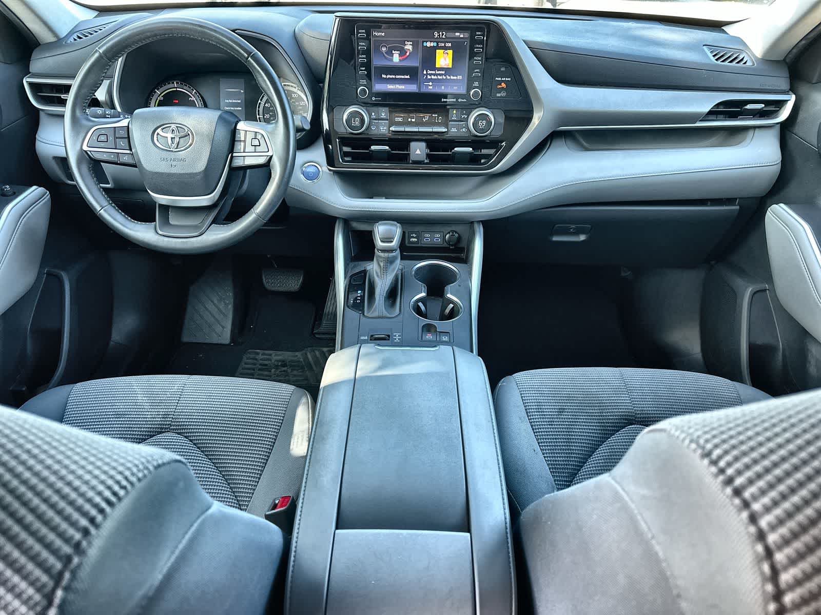 Thumbnail: 2022 Toyota Highlander - 18