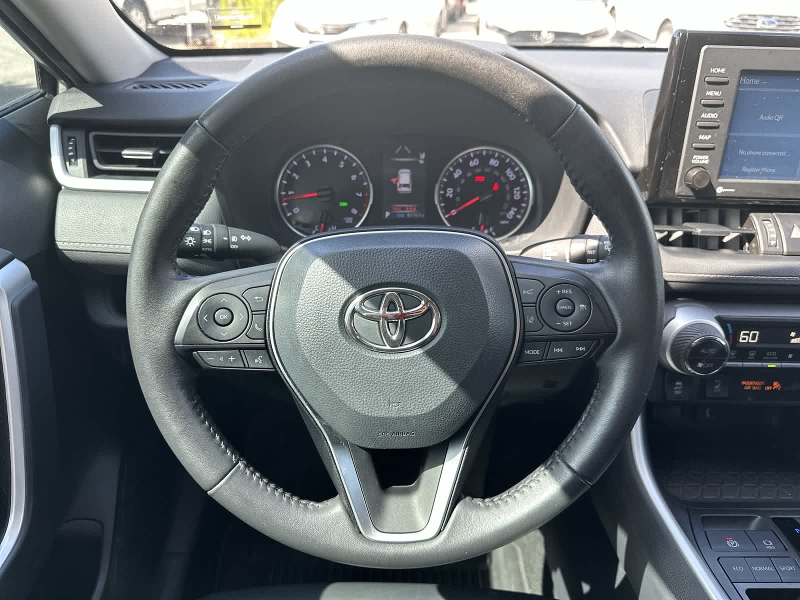 Thumbnail: 2022 Toyota RAV4 - 15