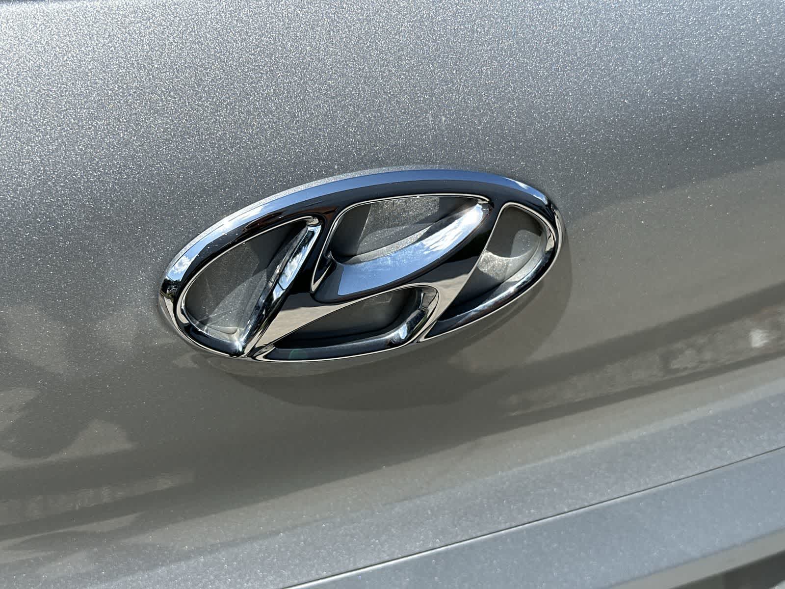 Thumbnail: 2018 Hyundai Tucson - 15