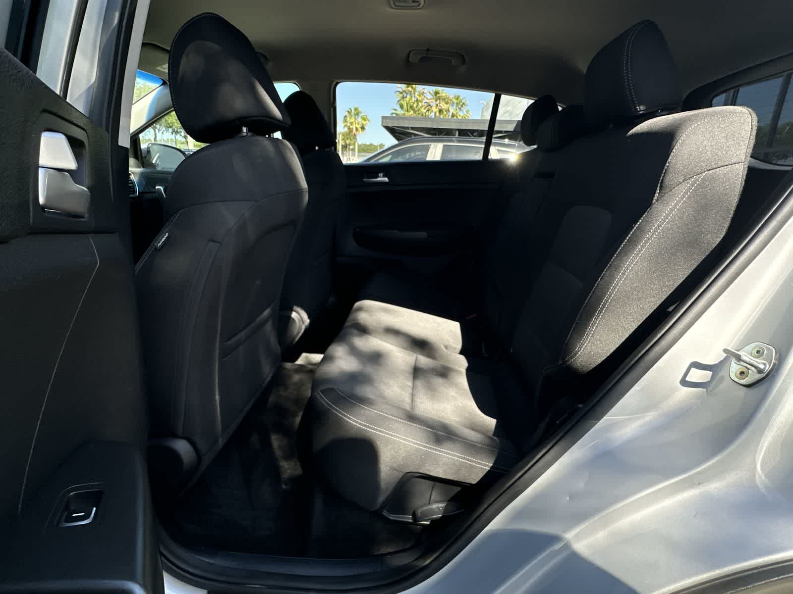 Thumbnail: 2020 Kia Sportage - 6