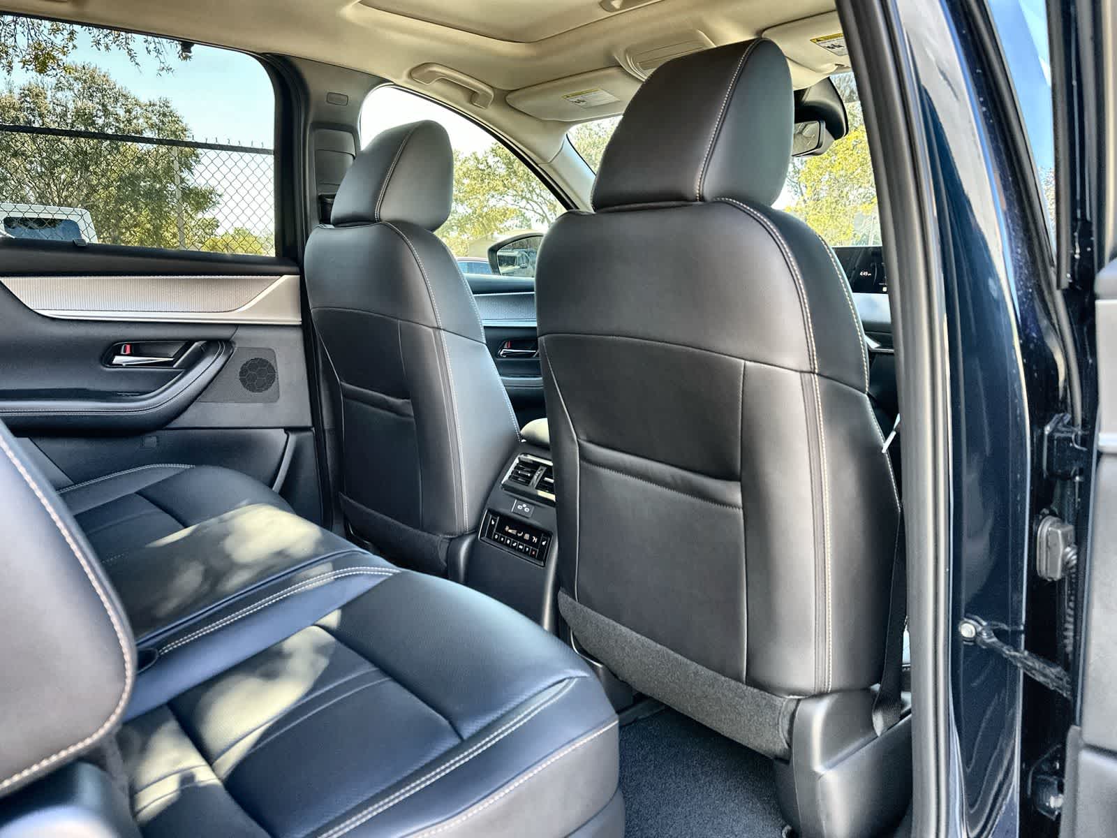 Thumbnail: 2026 Mazda CX-90 - 18