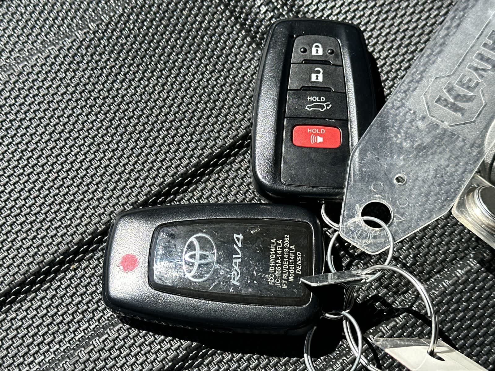 Thumbnail: 2024 Toyota RAV4 - 20