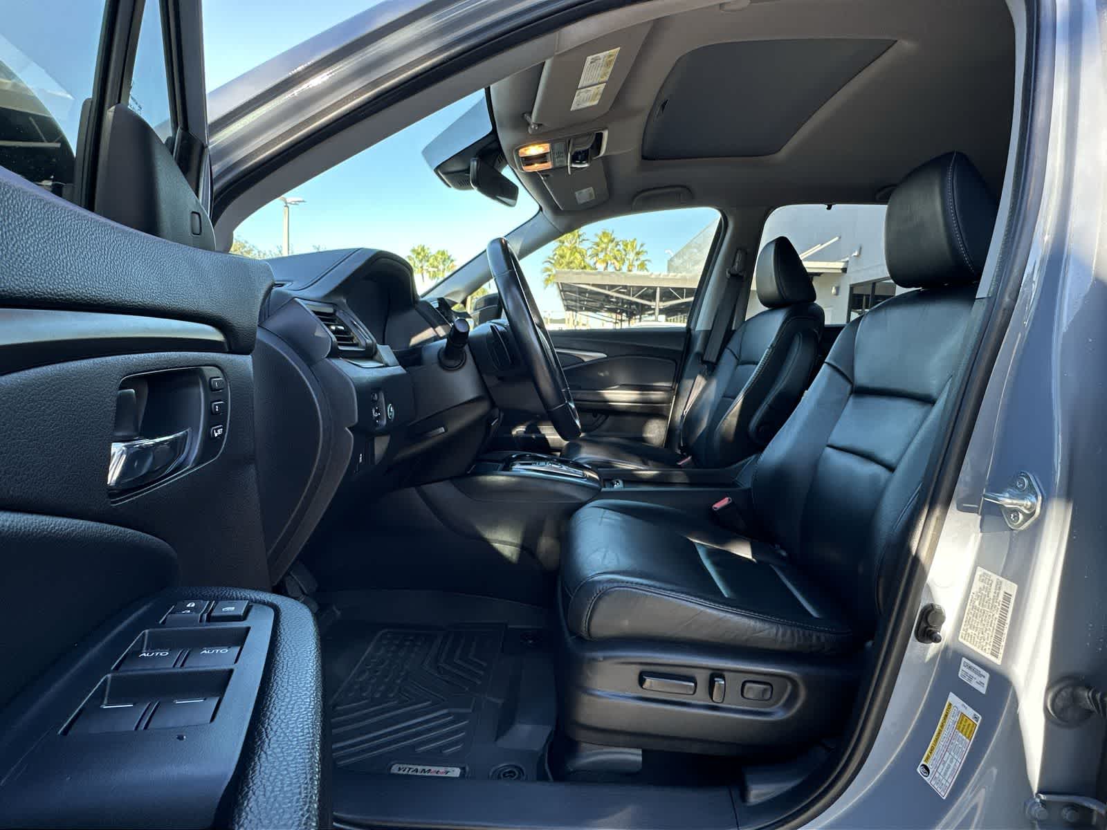 Thumbnail: 2022 Honda Pilot - 2