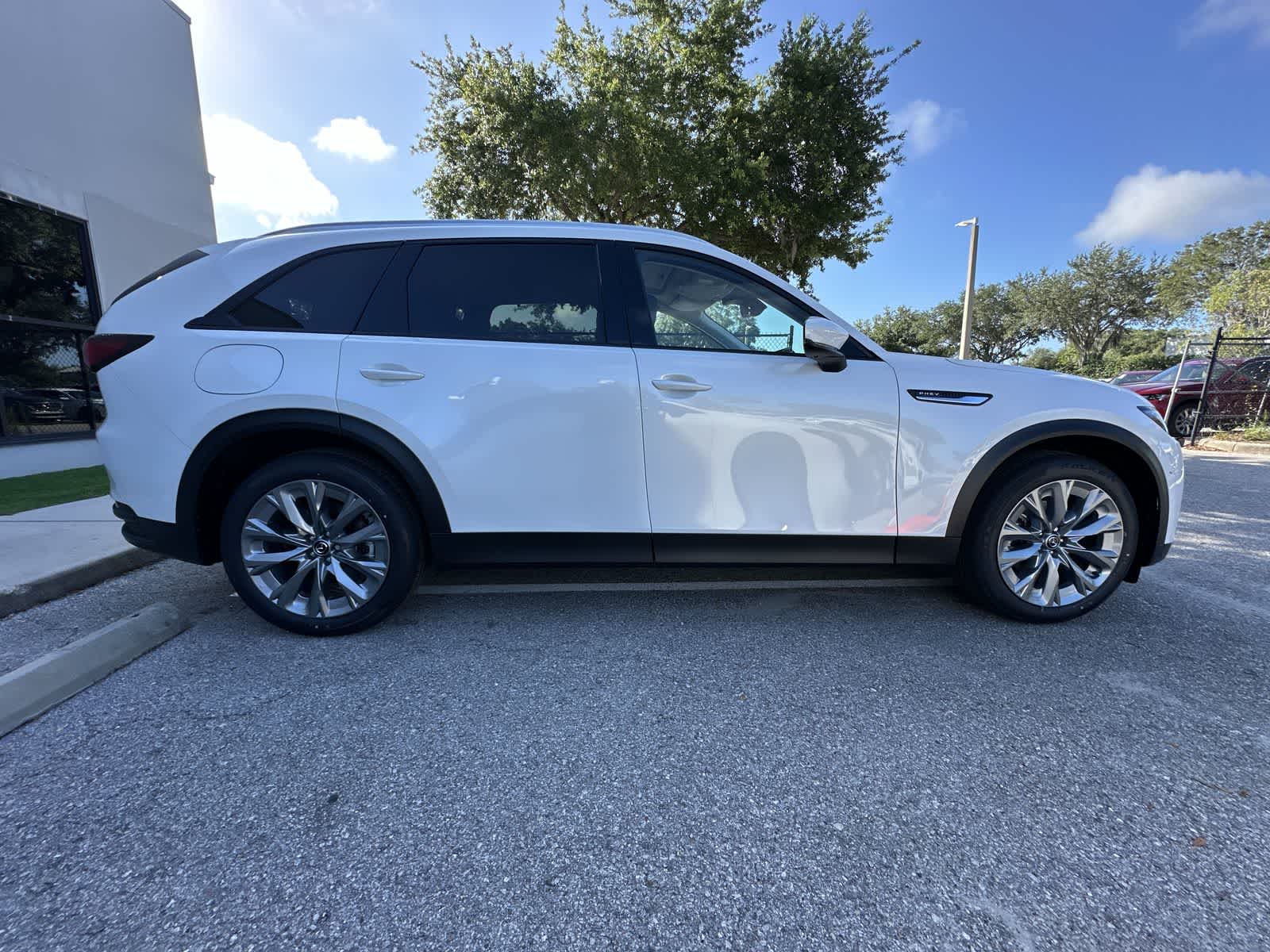 Thumbnail: 2026 Mazda CX-90 - 10