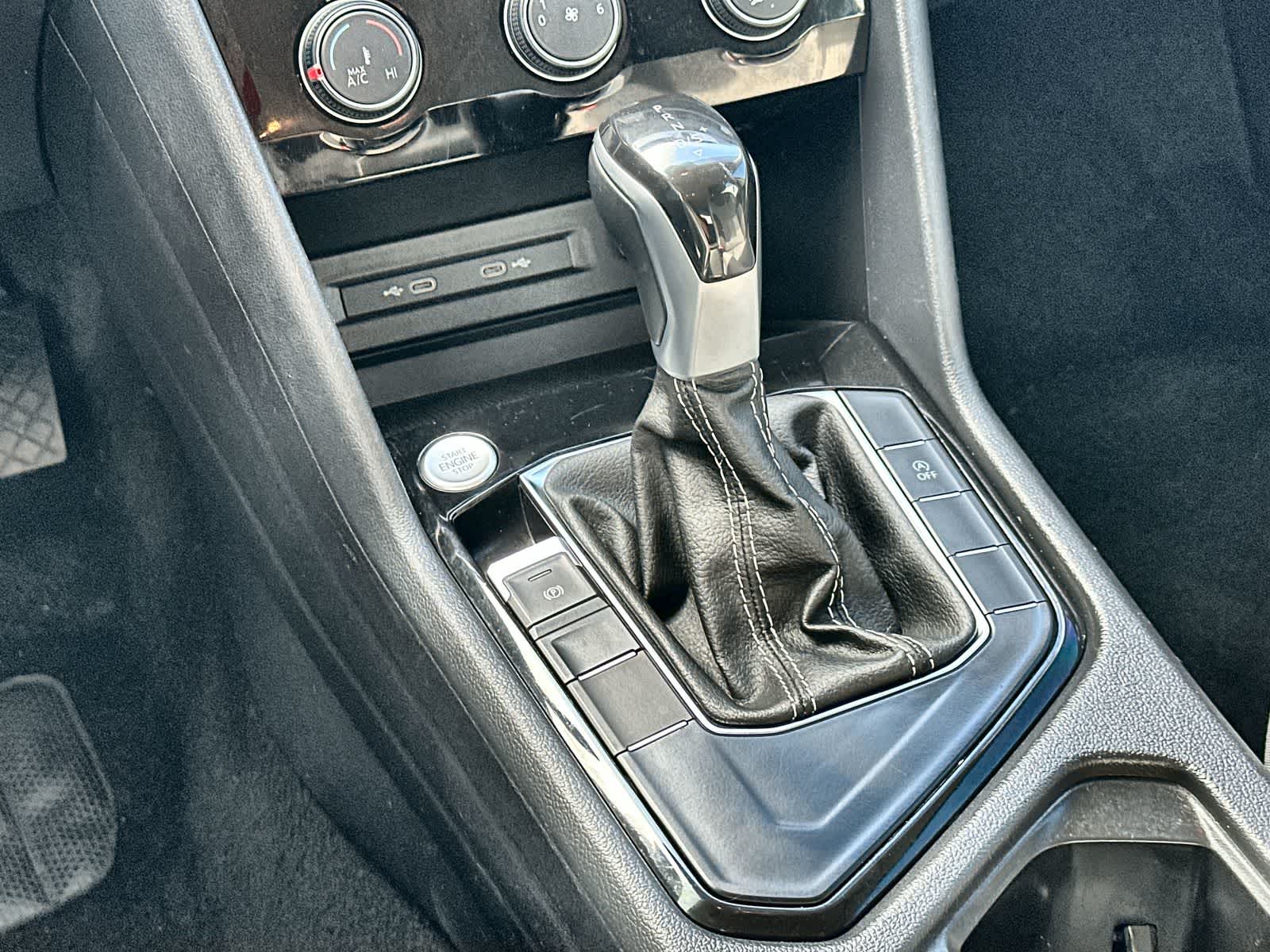 Thumbnail: 2024 Volkswagen Taos - 16