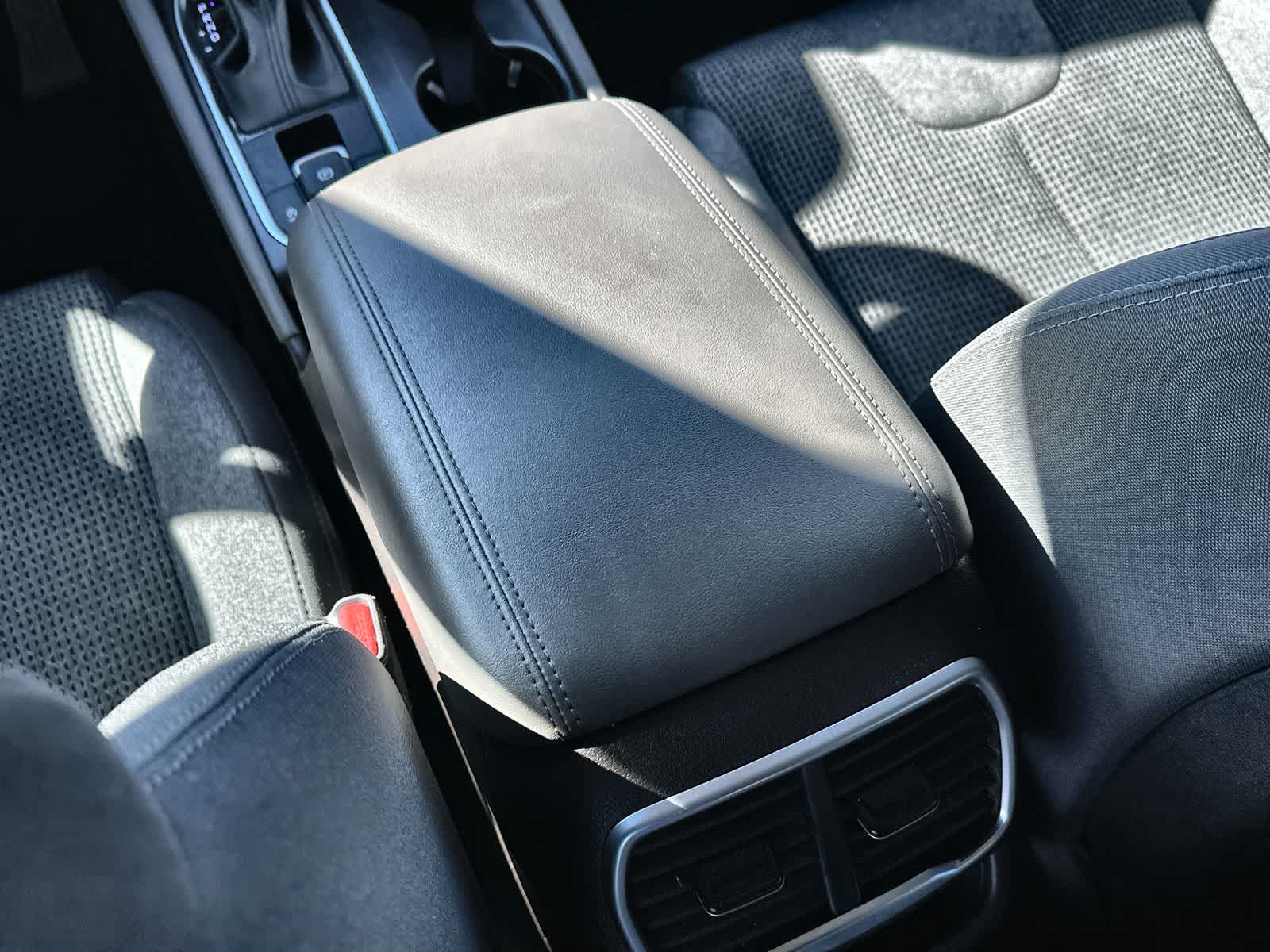 Thumbnail: 2020 Hyundai Santa Fe - 16