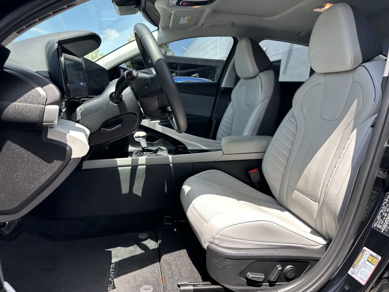 Thumbnail: 2023 Hyundai Elantra - 2