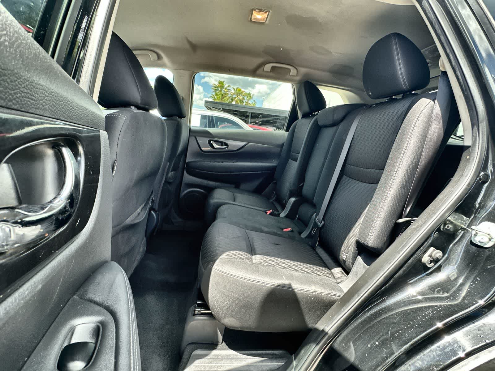 Thumbnail: 2020 Nissan Rogue - 4