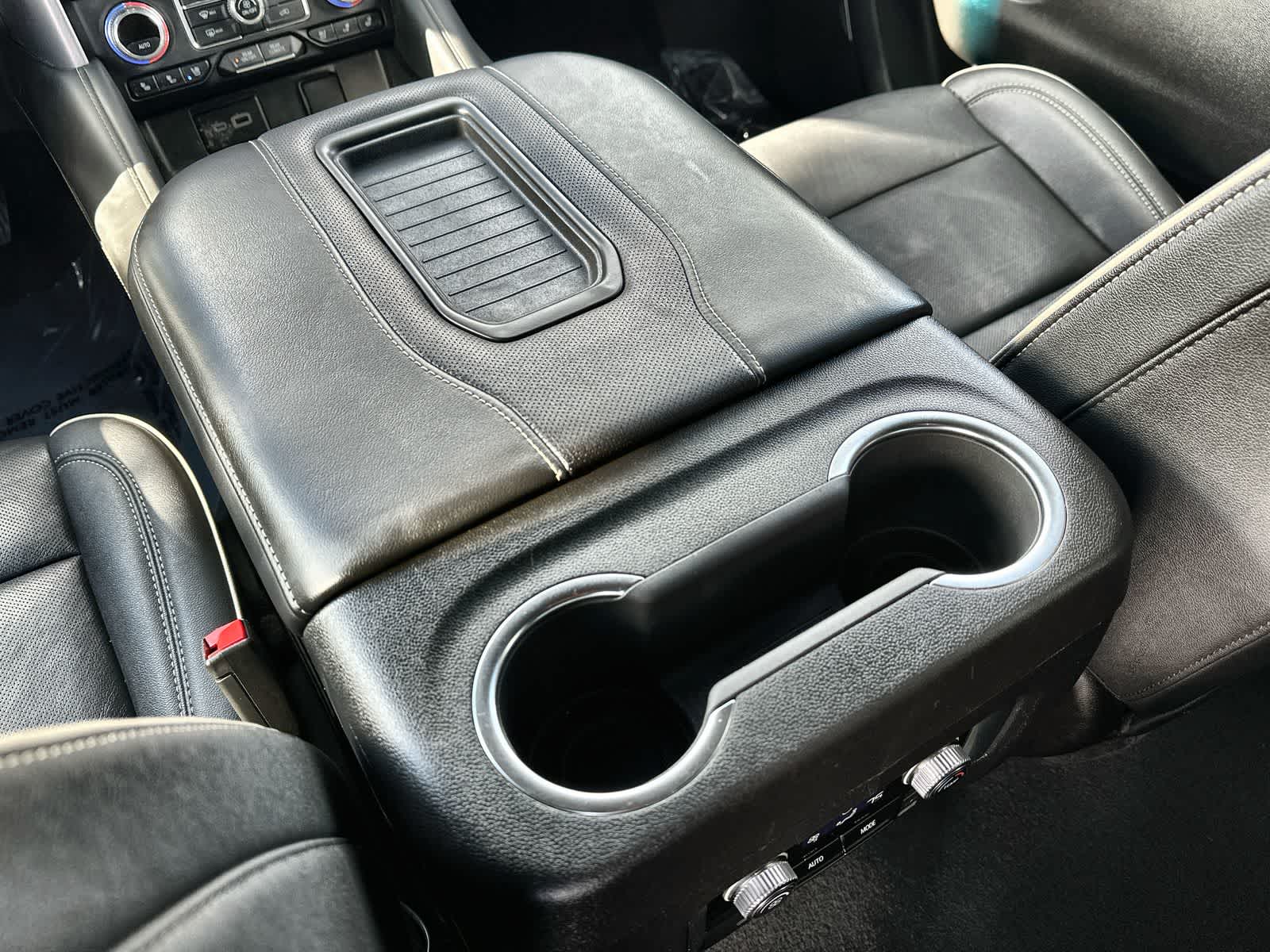 Thumbnail: 2024 GMC Yukon - 22