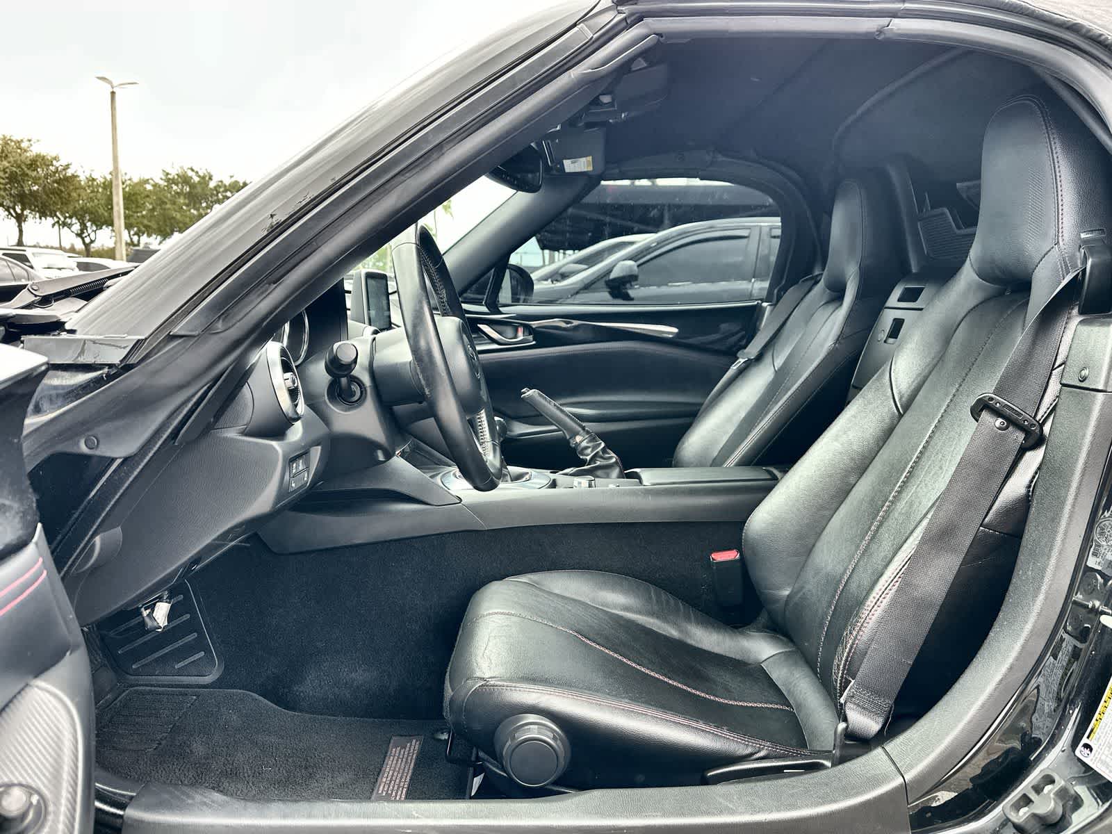 Thumbnail: 2016 Mazda MX-5 Miata - 2