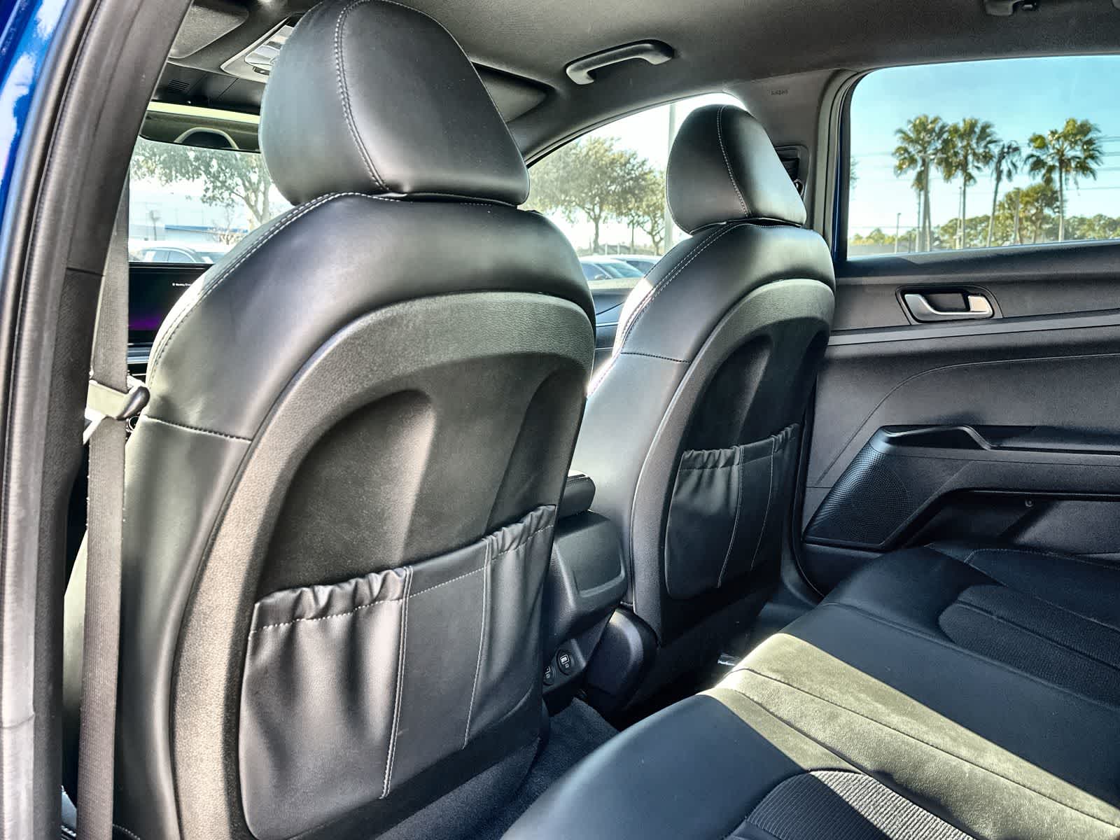 Thumbnail: 2023 Kia K5 - 16