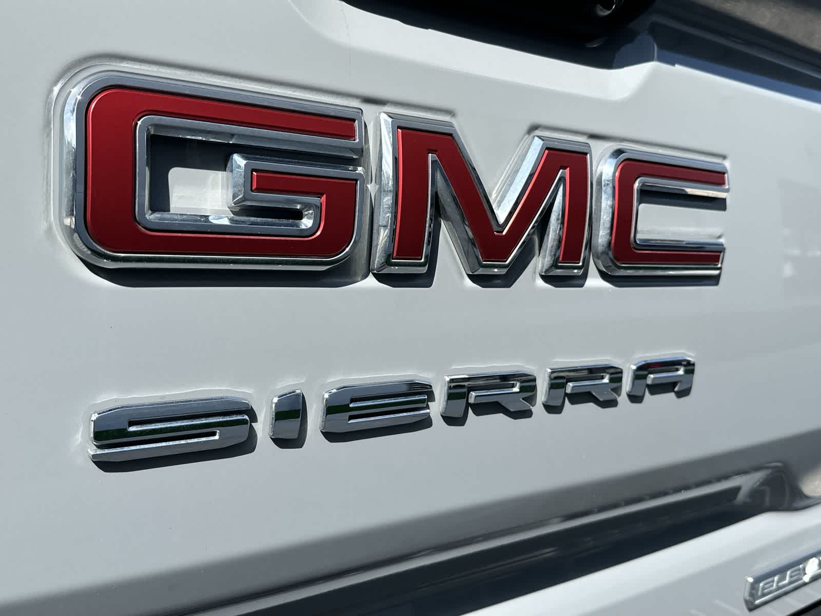 Thumbnail: 2024 GMC Sierra 1500 - 16