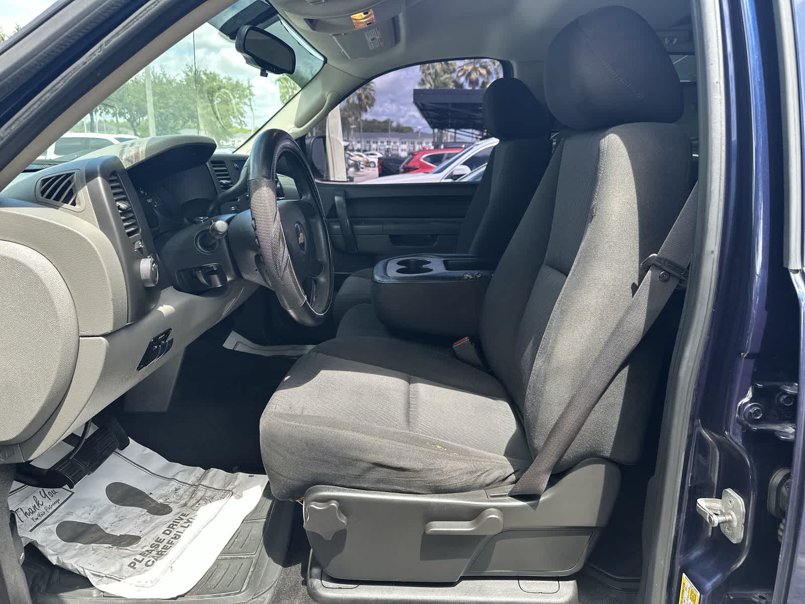 Thumbnail: 2011 Chevrolet Silverado 1500 - 11