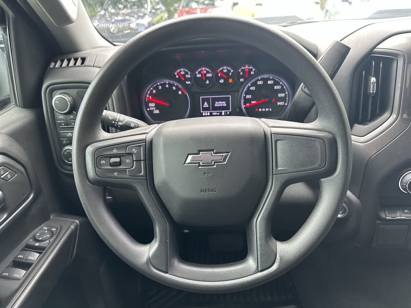 2024 Chevrolet Silverado 1500 Custom Trail Boss 15