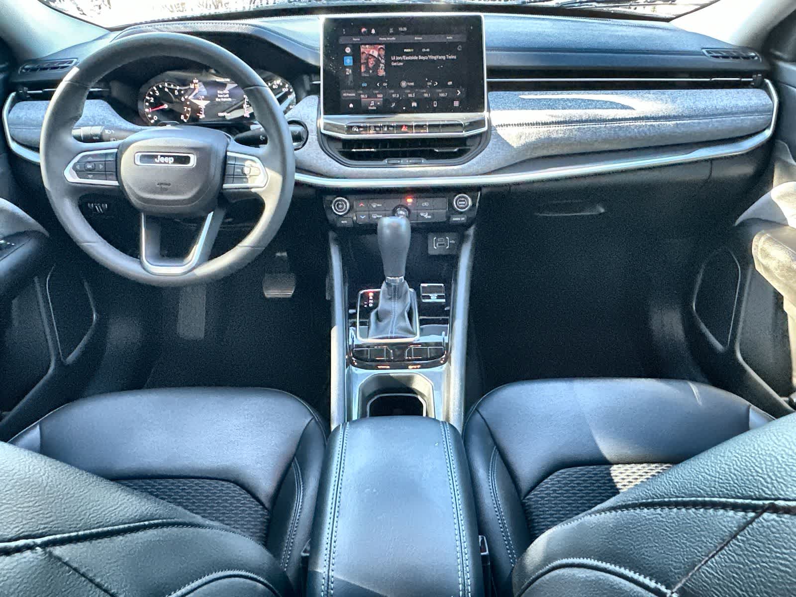 Thumbnail: 2022 Jeep Compass - 10