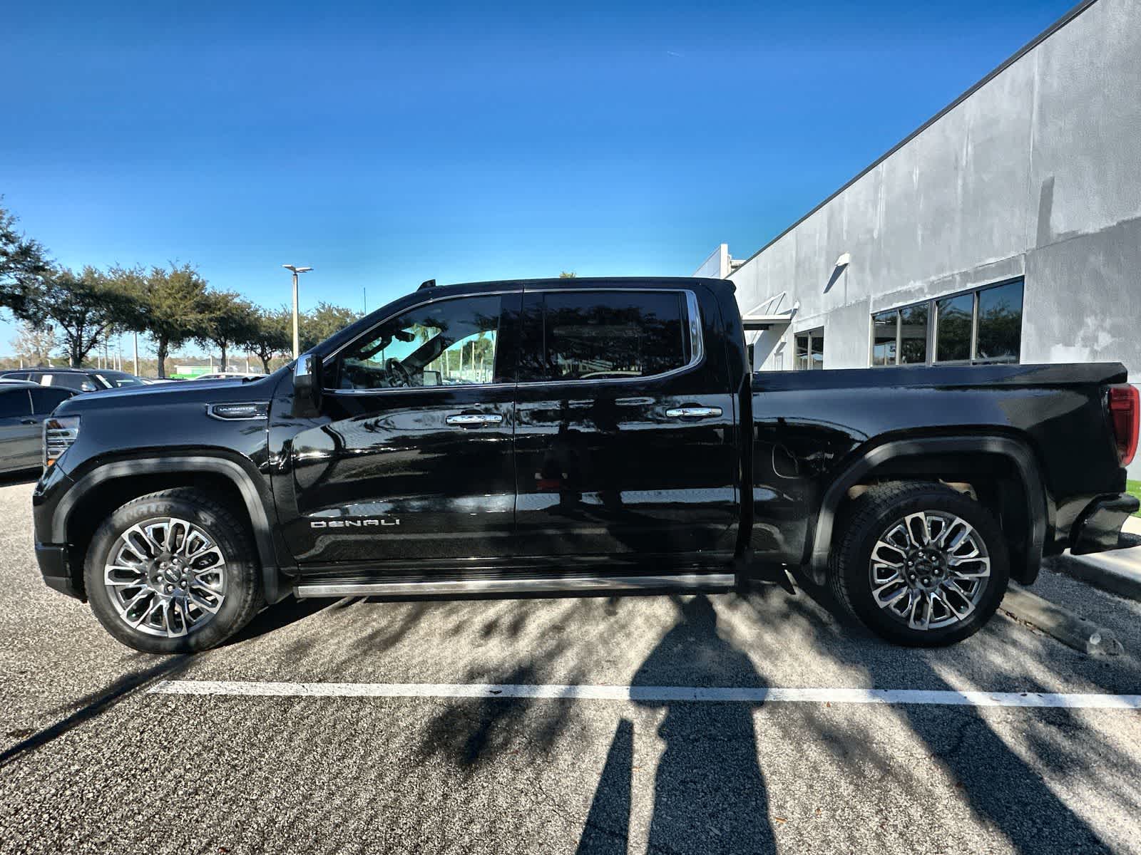 Thumbnail: 2024 GMC Sierra 1500 - 3