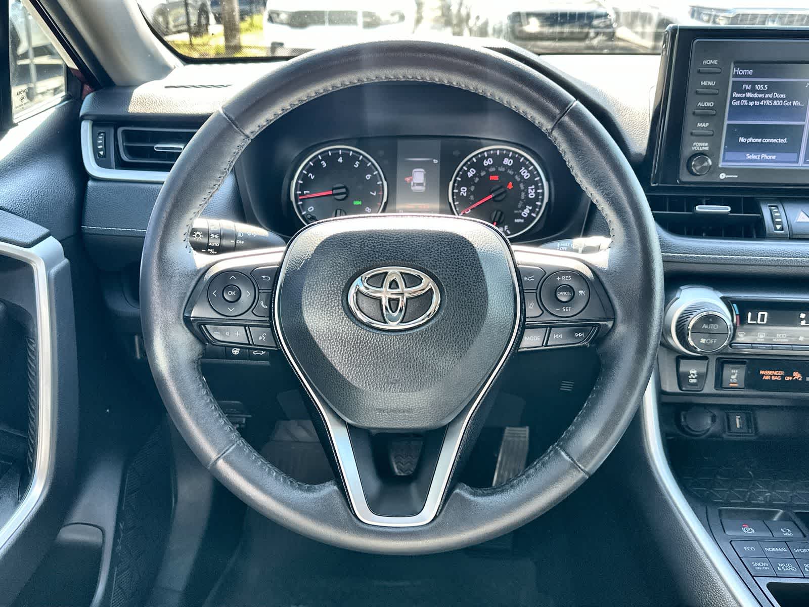 Thumbnail: 2021 Toyota RAV4 - 16