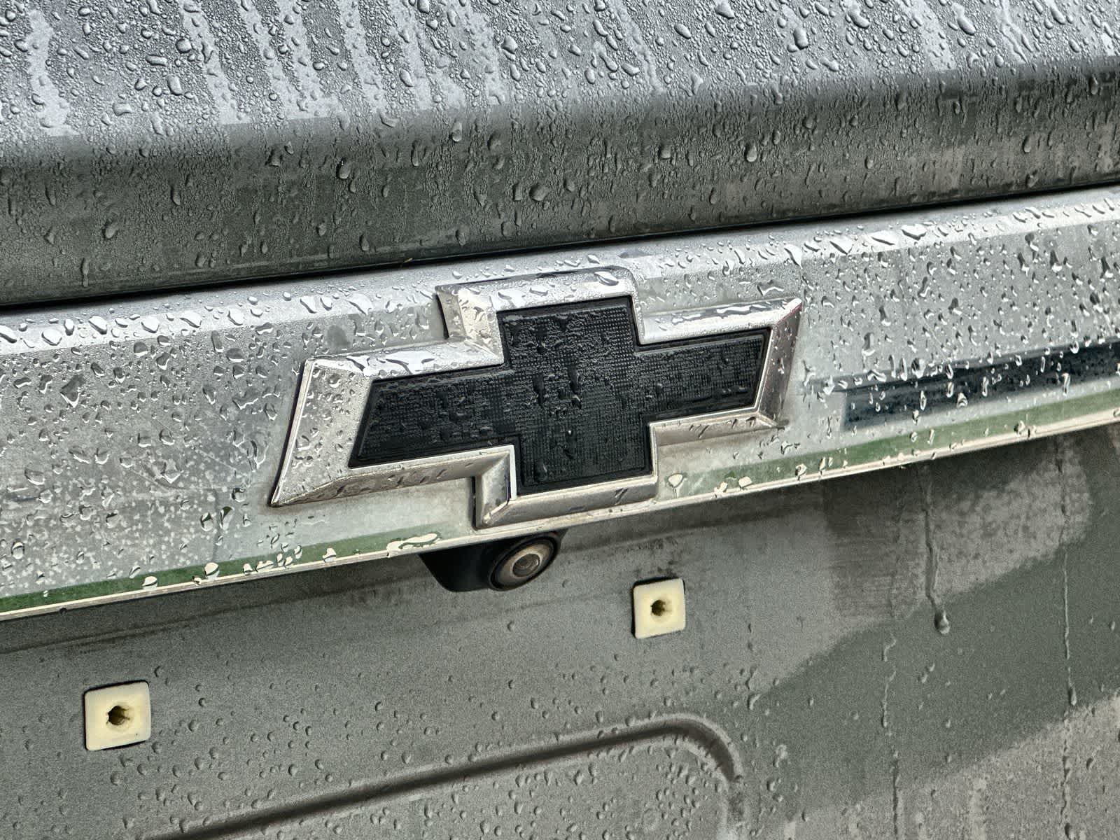 Thumbnail: 2021 Chevrolet Traverse - 16