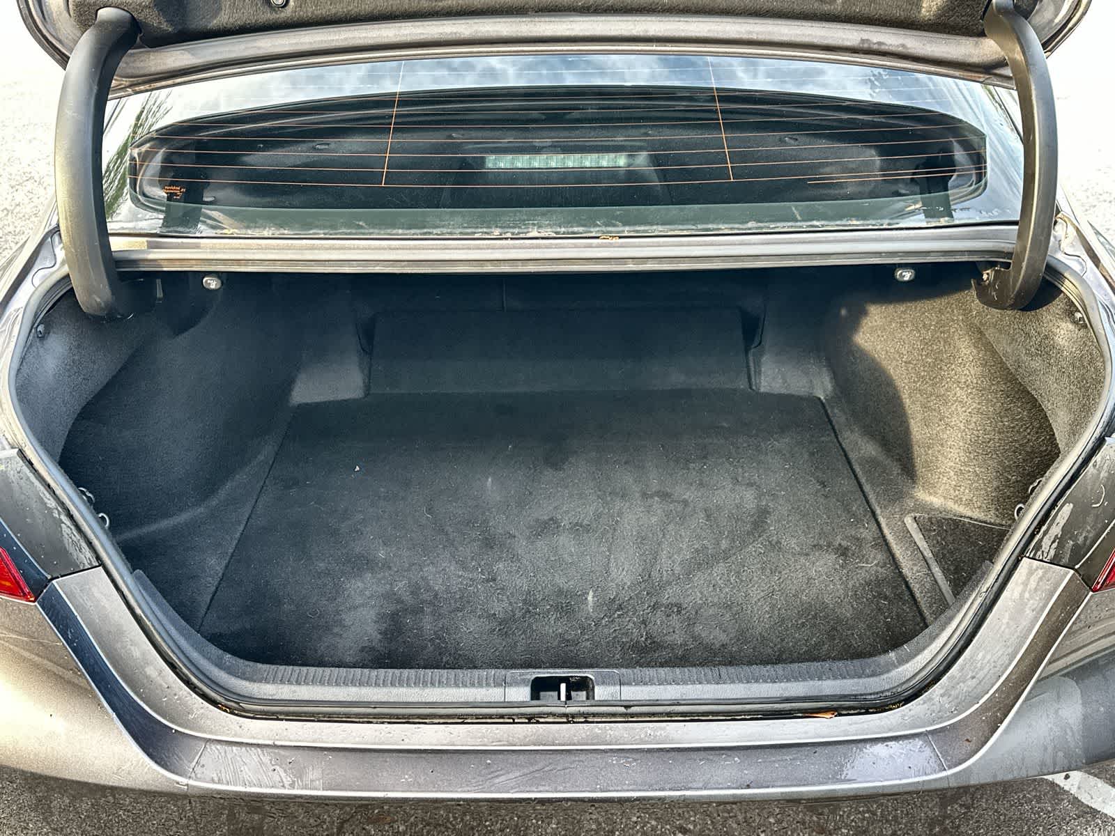 Thumbnail: 2022 Toyota Camry - 17