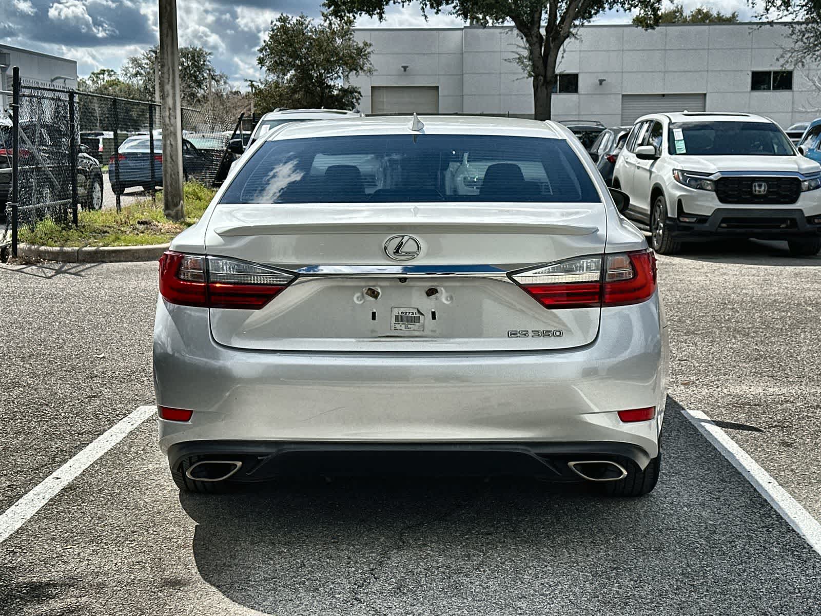 Thumbnail: 2018 Lexus ES - 7