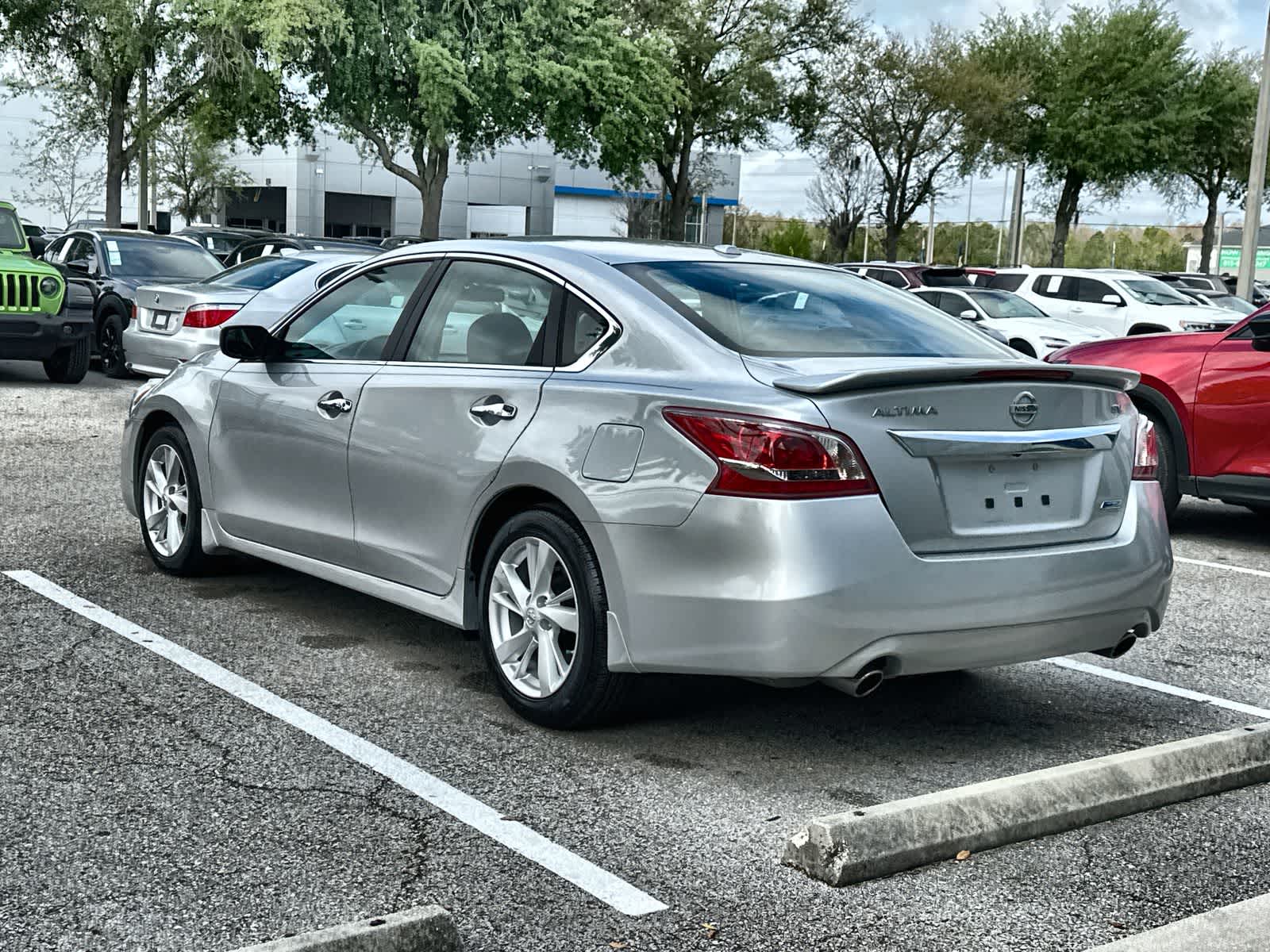 Thumbnail: 2013 Nissan Altima - 6