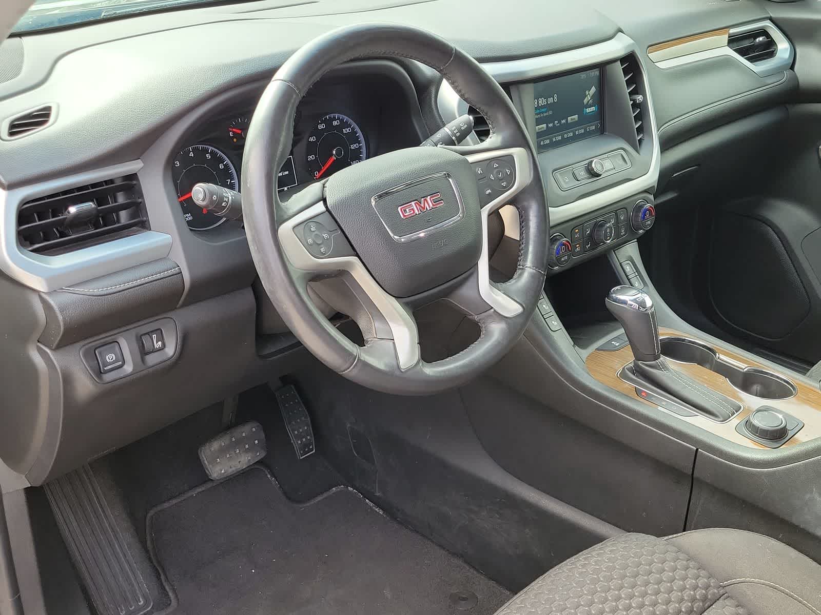 2017 GMC Acadia SLE 16