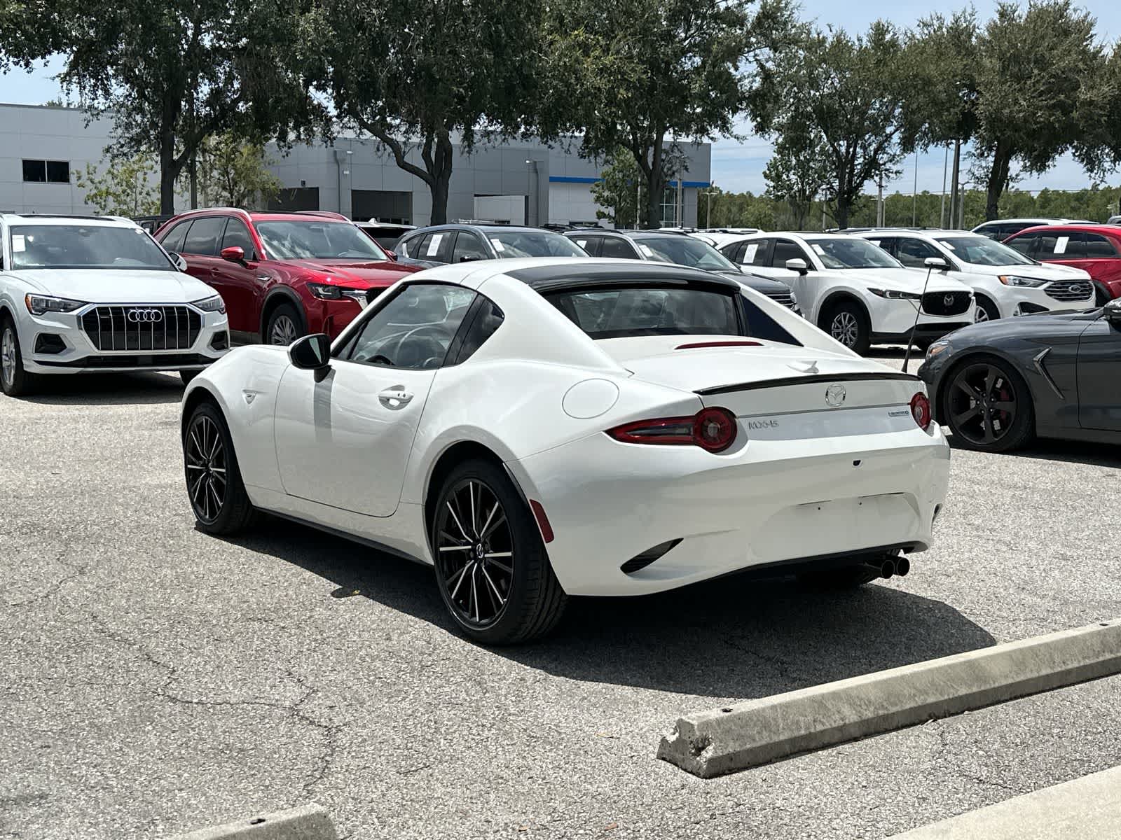 Thumbnail: 2025 Mazda MX-5 Miata - 4