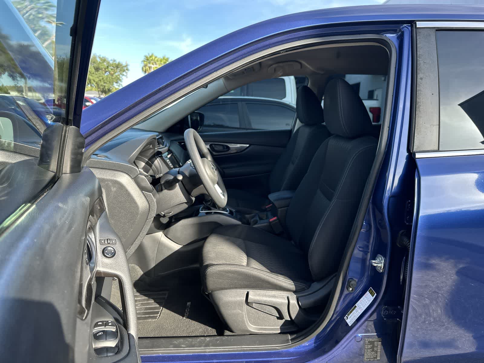 Thumbnail: 2020 Nissan Rogue - 2