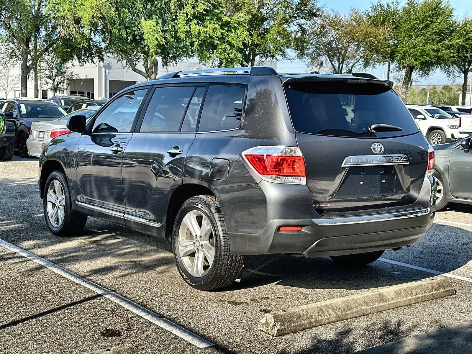 Thumbnail: 2013 Toyota Highlander - 7