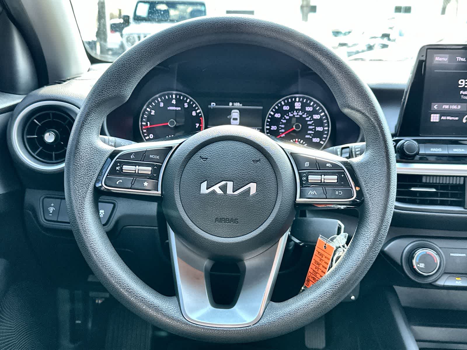 Thumbnail: 2023 Kia Forte - 21