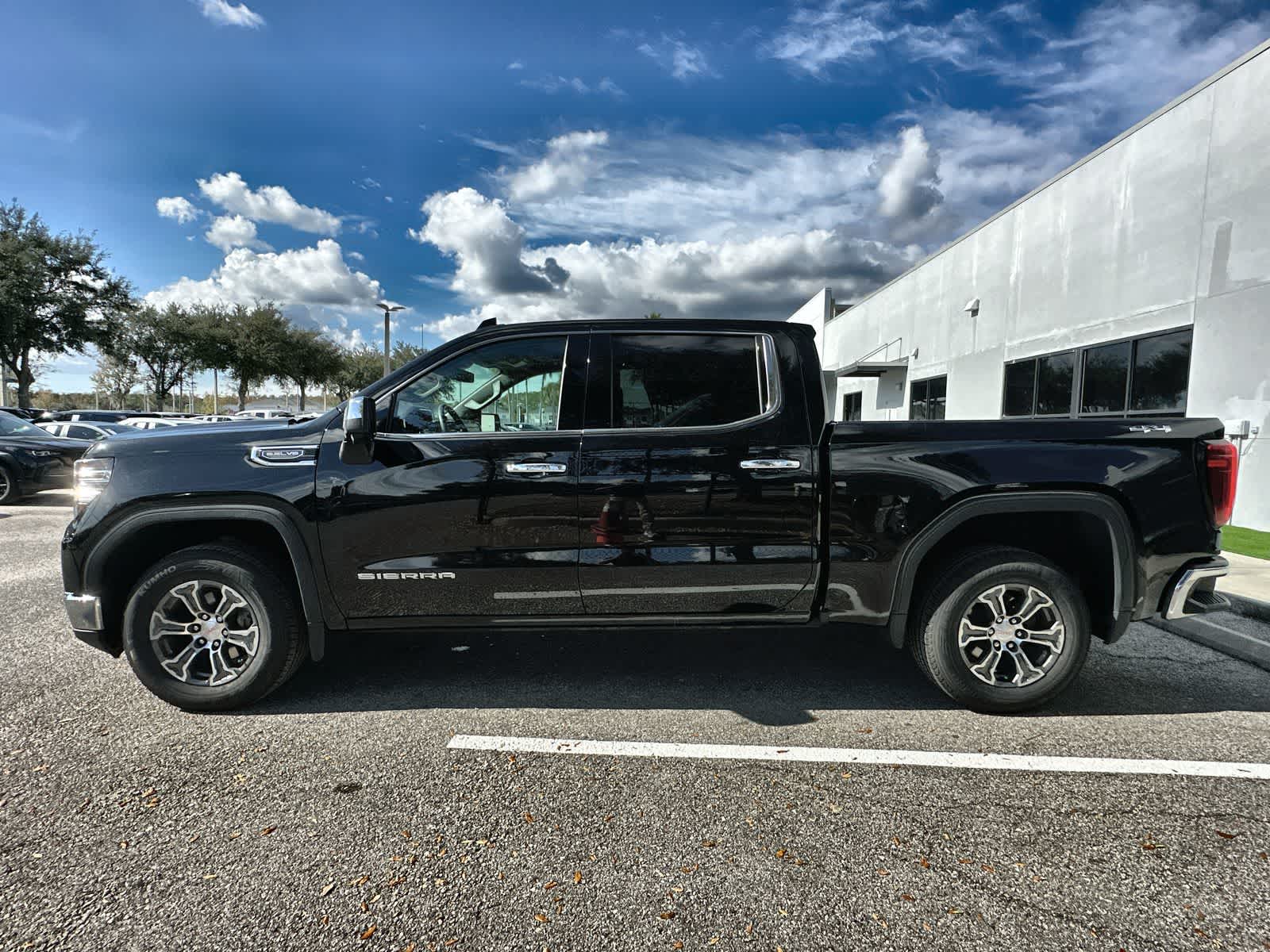 Thumbnail: 2024 GMC Sierra 1500 - 3