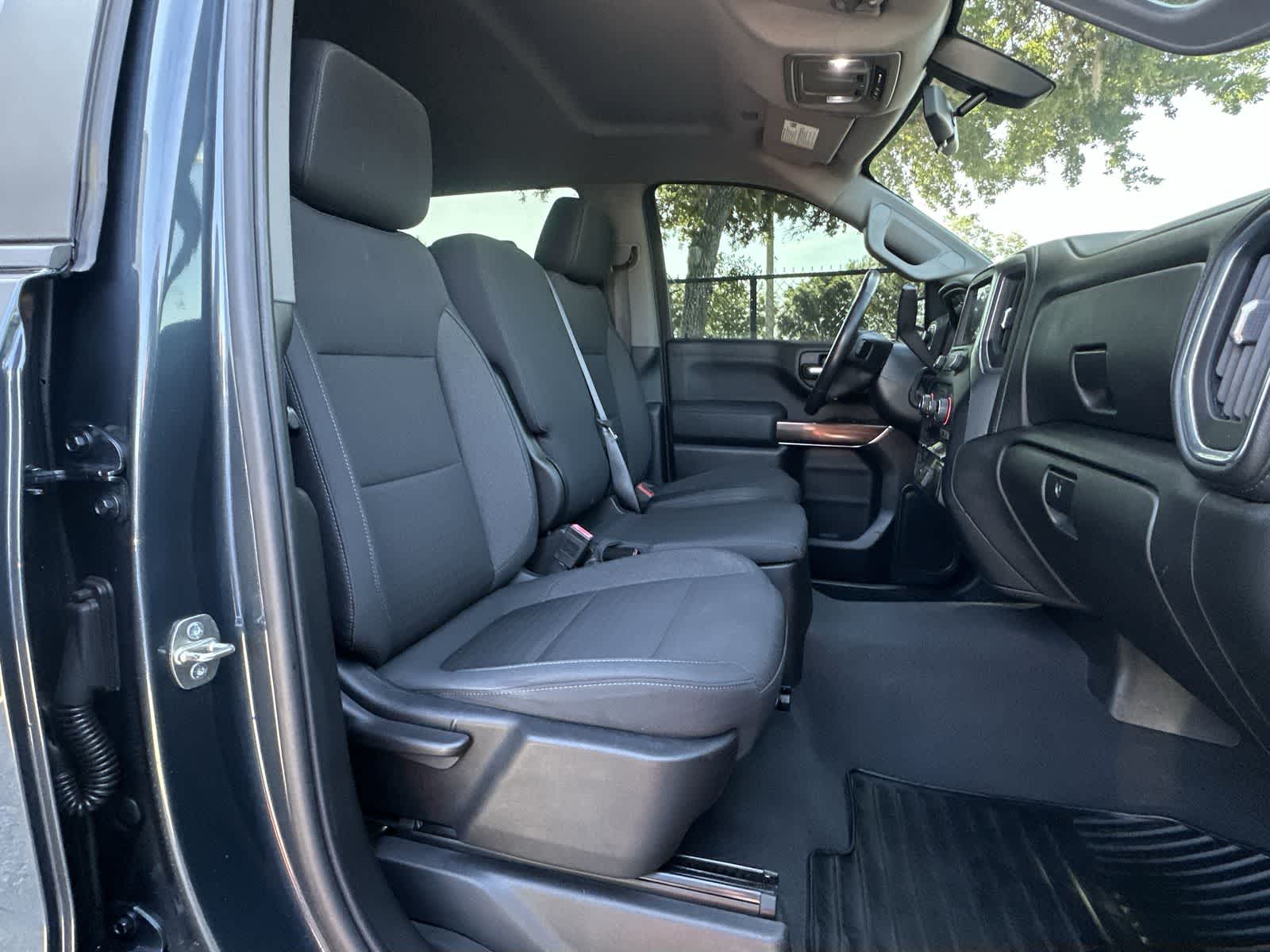 Thumbnail: 2019 Chevrolet Silverado 1500 - 9