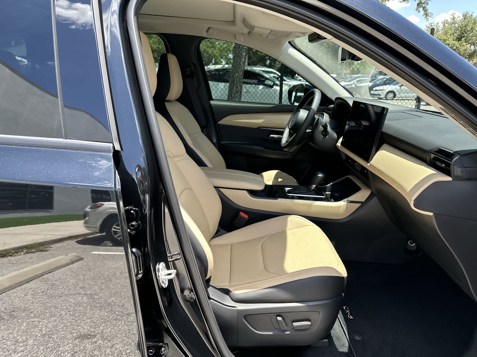 Thumbnail: 2026 Mazda CX-5 - 9