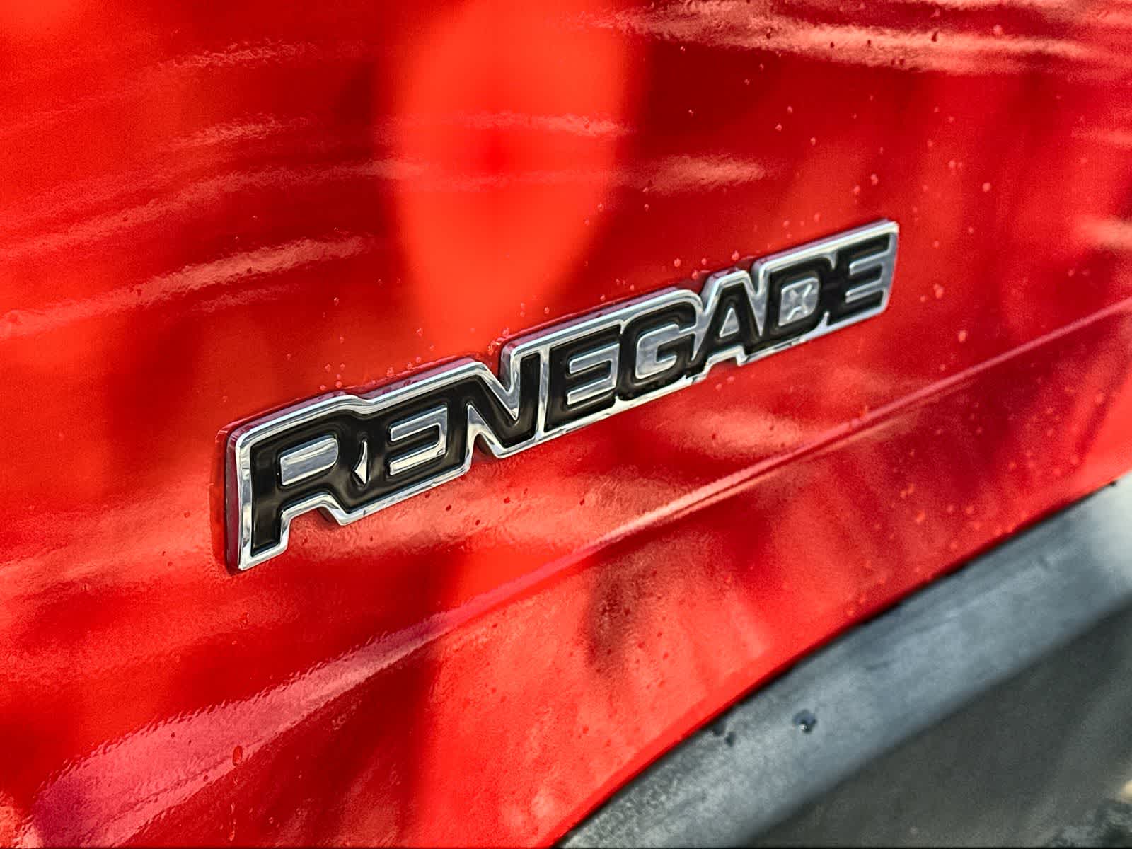 Thumbnail: 2020 Jeep Renegade - 15