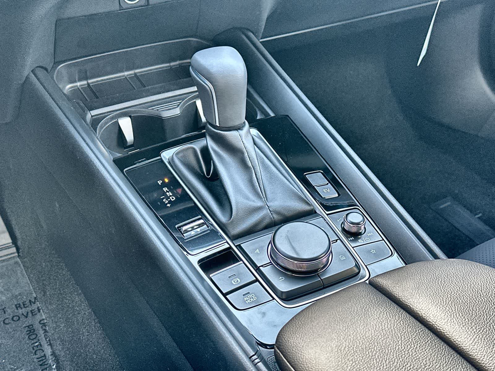 Thumbnail: 2026 Mazda CX-50 - 23