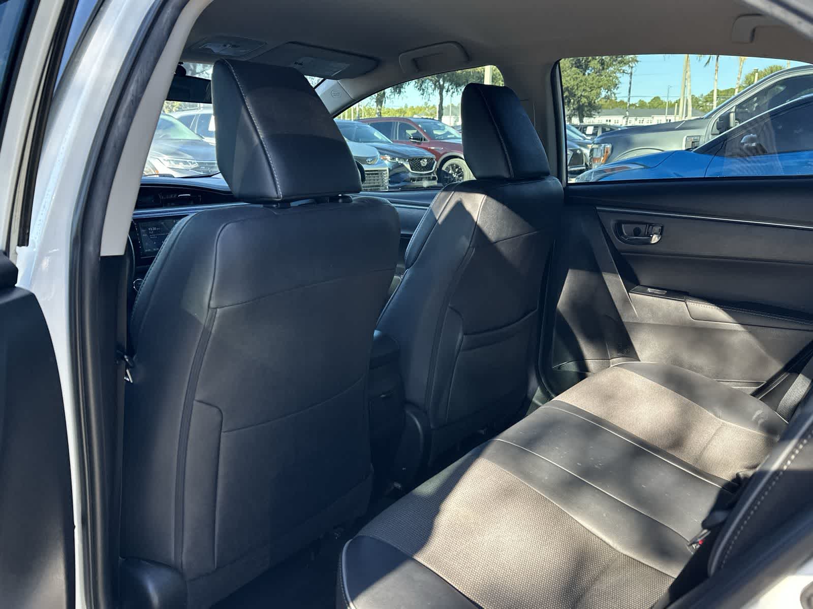 Thumbnail: 2015 Toyota Corolla - 12