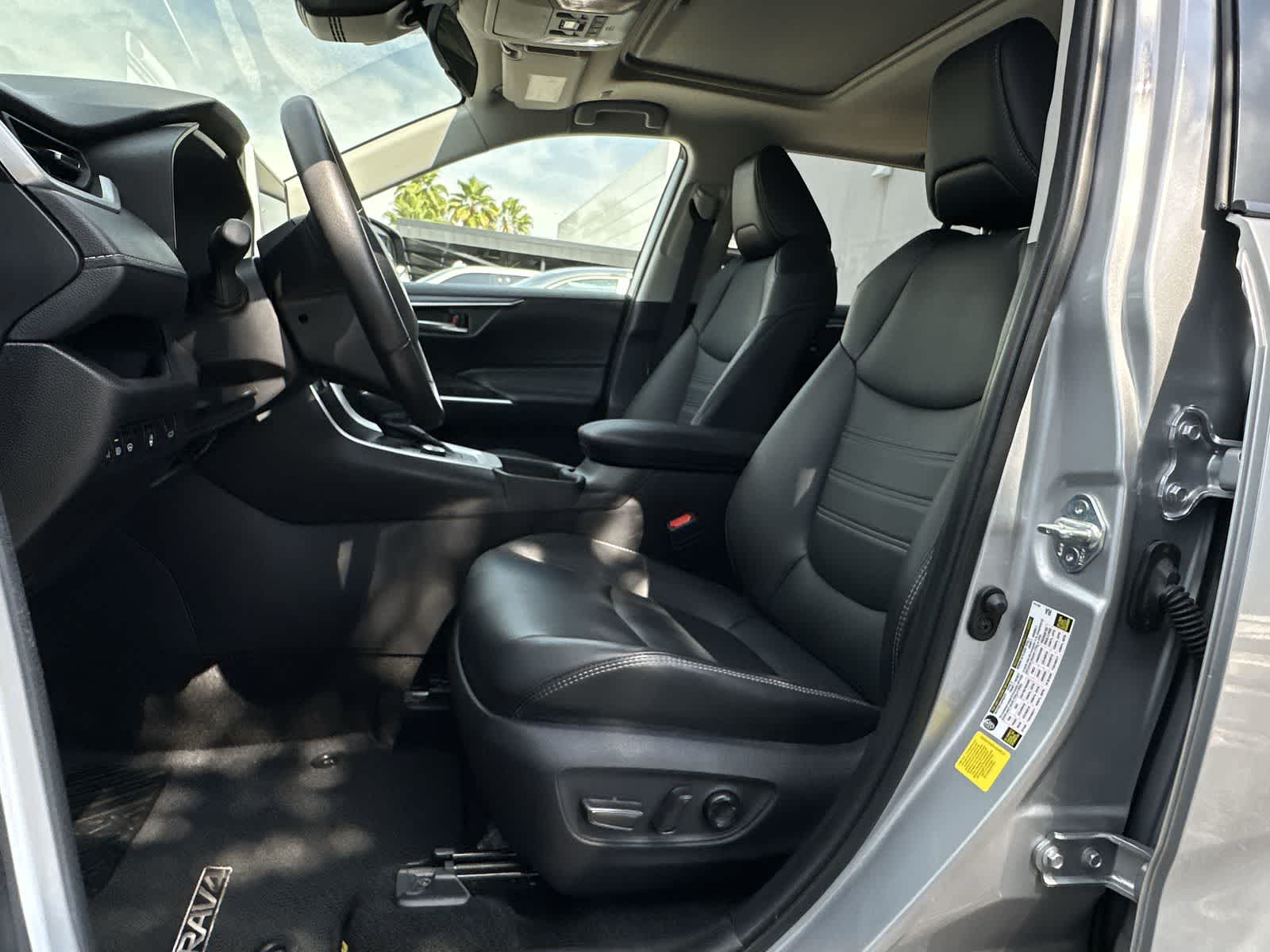 Thumbnail: 2024 Toyota RAV4 - 11