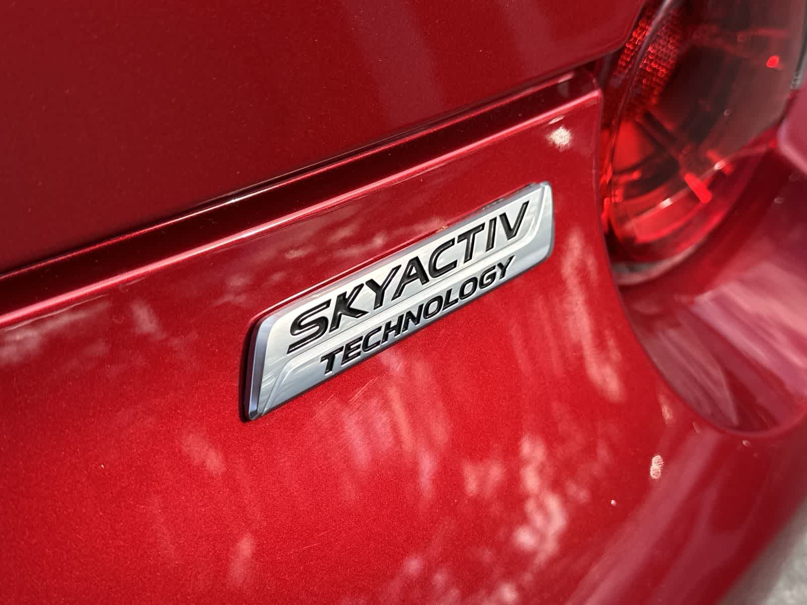 Thumbnail: 2017 Mazda MX-5 Miata - 12