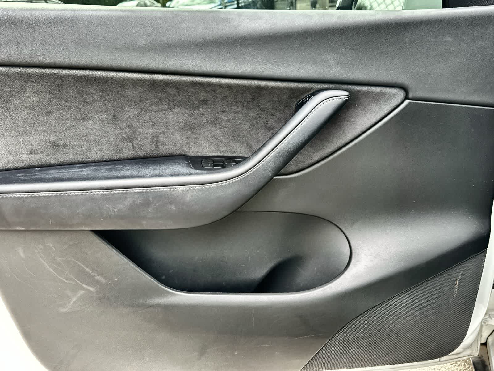 Thumbnail: 2022 Tesla Model Y - 9